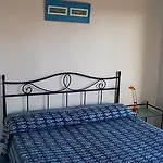 Flora Aparthotel 4*