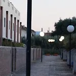 Flora Aparthotel