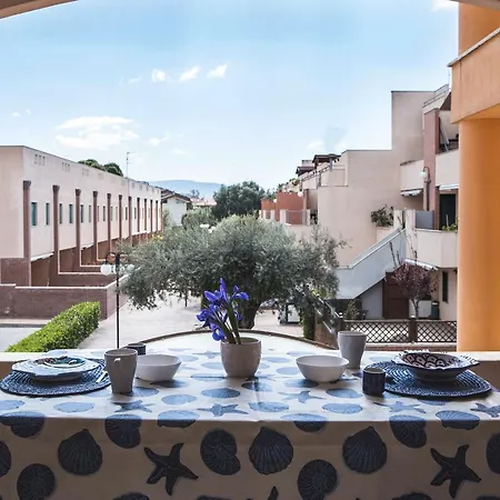 Flora 4* Πέστουμ