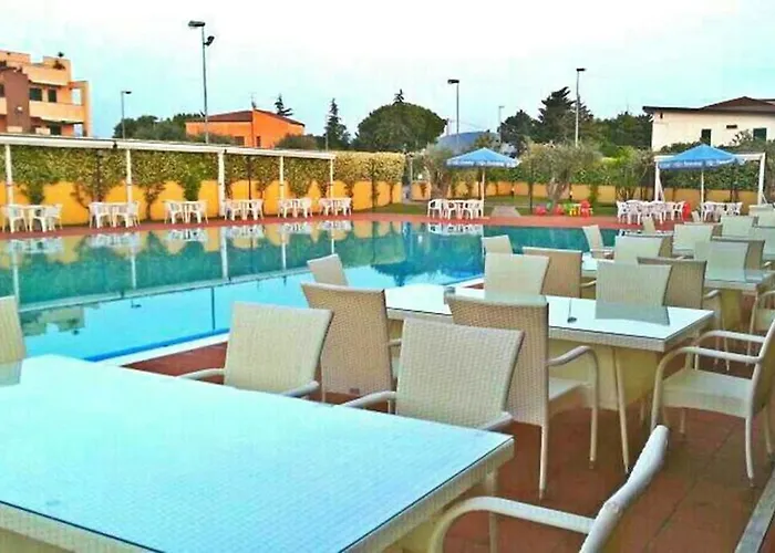 Aparthotel Flora Paestum